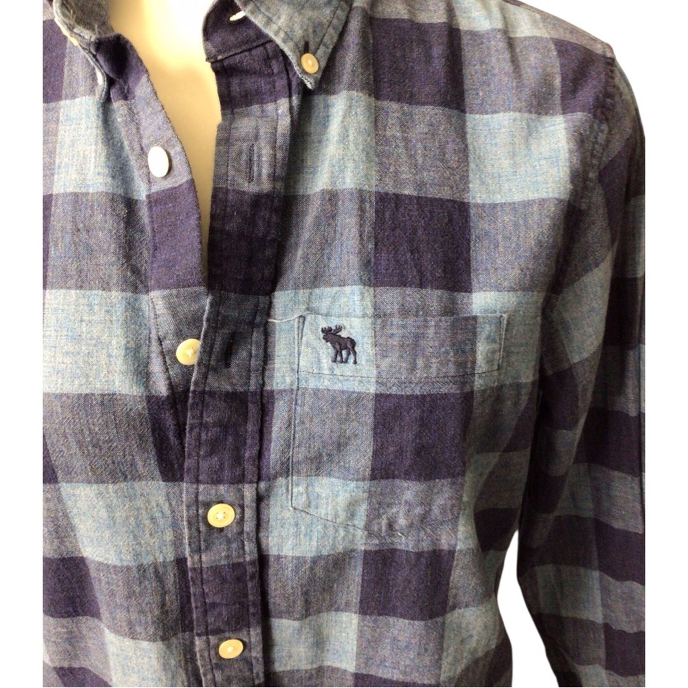 Abercrombie & Fitch Blue and Gray Plaid Button Down Shirt size small - Picture 2 of 4